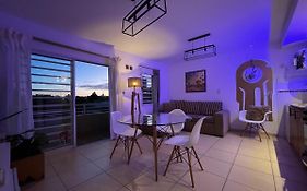 Apartamento Alberdi con amplio balcón